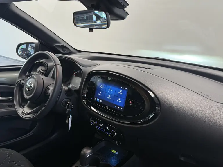 Toyota Aygo X 1.0 VVT-i S-CVT Envy 5-Drs. ClimateControl 18'lmv Navigatie 24 maanden garantie mogelijk (*vraag naar de voorwaarden) afbeelding 9
