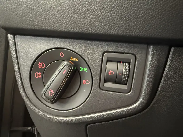 Volkswagen Polo 1.0 TSI Comfortline Automaat 5-Drs. Adaptive-Cruise Airco App-connect afbeelding 10