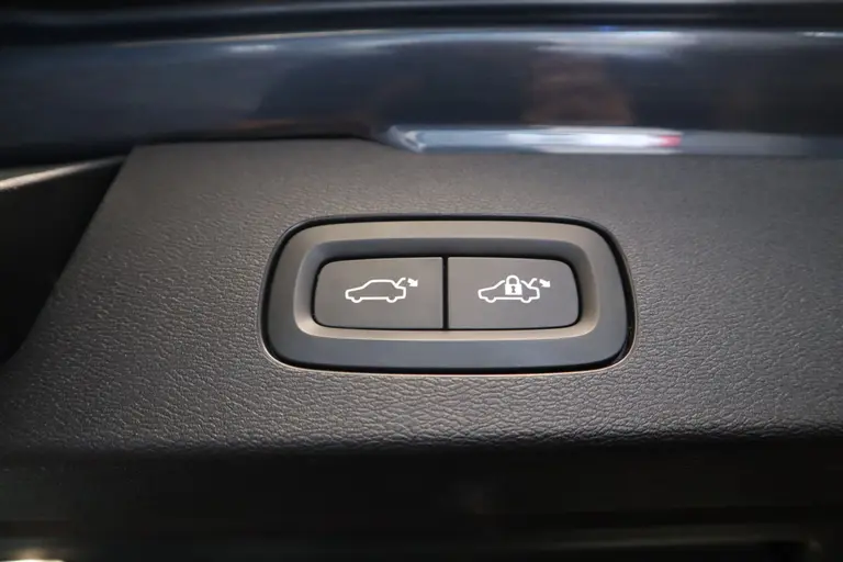 Volvo V60 2.0 B3 Inscription Panoramadak Navigatie Adaptive-Cruise afbeelding 19