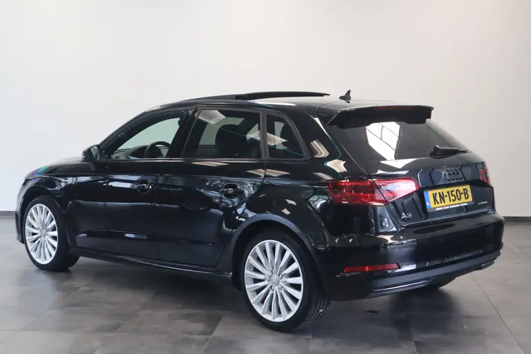 Audi A3 Sportback 1.4 e-tron PHEV Ambition Pro Line plus Cruise/Climate Navi Panoramadak 18''LM Trekhaak afbeelding 3