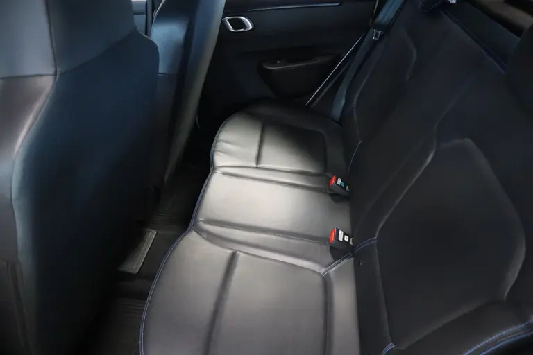 Dacia Spring Business 27 kWh Navigatie Airco lmv 24 maanden garantie mogelijk (*vraag naar de voorwaarden) afbeelding 12