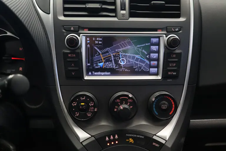 Toyota Verso-S 1.3 VVT-i Comfort Plus Automaat Navigatie Airco CruiseControl afbeelding 8