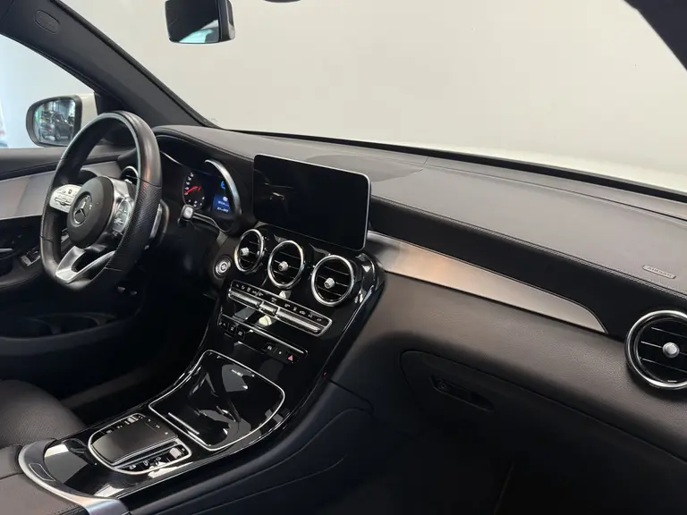 Mercedes-Benz GLC Coupé 300e 4MATIC Business Solution AMG Panoramadak PDC Achteruitrijcamera afbeelding 11