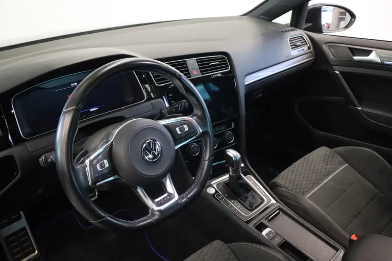 Volkswagen Golf 1.4 TSI PHEV GTE Cruise ACC Panodak 18" LM Stoelverwarming Climate Navi Carplay/Android afbeelding 10