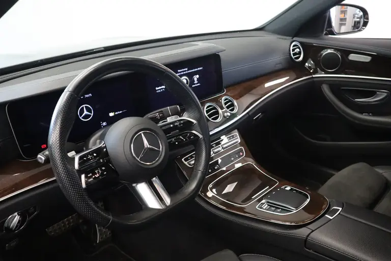 Mercedes-Benz E-Klasse 300 e AMG Line PDC ACC Schuifkanteldak 360 Camera 19''lm afbeelding 9
