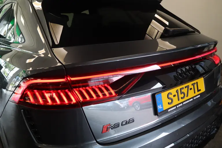 Audi Q8 4.0 TFSI RS Q8 quattro Panoramadak 23''Velgen Head-Up B&O Audio afbeelding 7