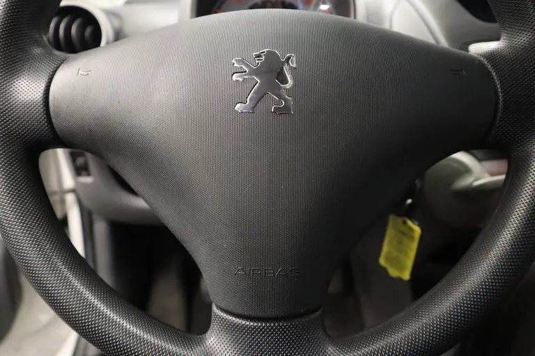 Peugeot 107 1.0-12V Millesim 200 Elektrische ramen Airco NAP! afbeelding 9