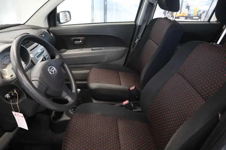 Daihatsu Sirion 2 1.3-16V Sport Airco 14 LMV CV afbeelding 5