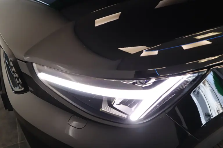 Volvo XC40 1.5 T4 Plug-in hybrid Ultimate Bright Panoramadak Navigatie Harman/Kardon CruiseControl afbeelding 5
