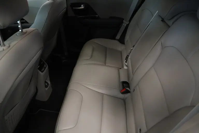 Kia Niro 1.6 GDi PHEV DynamicPlusLine Leder Navigatie Adaptive-Cruise afbeelding 19