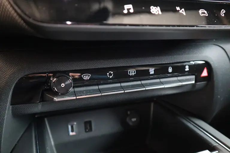 Citroën C5 Aircross 1.2 PureTech Business Plus Navigatie Cruise Control Half leder interieur VCP afbeelding 13