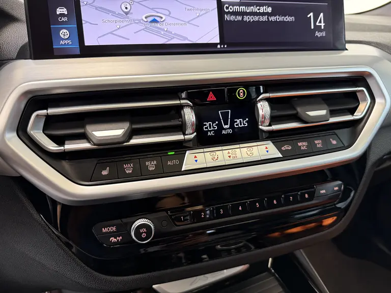 BMW X3 xDrive30e High Executive 292PK Panoramadak Head-up 20'lmv Navigatie VCP * 2e Paasdag zijn wij geopend van 12:00 tot 17:00uur! * afbeelding 16
