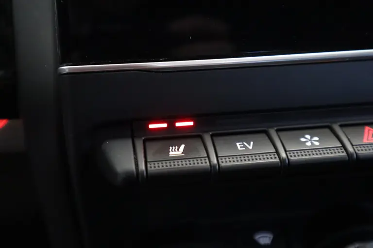 Renault Arkana 1.6 E-Tech Hybrid 145 R.S. Line Full-led Navigatie Adaptive-Cruise afbeelding 18
