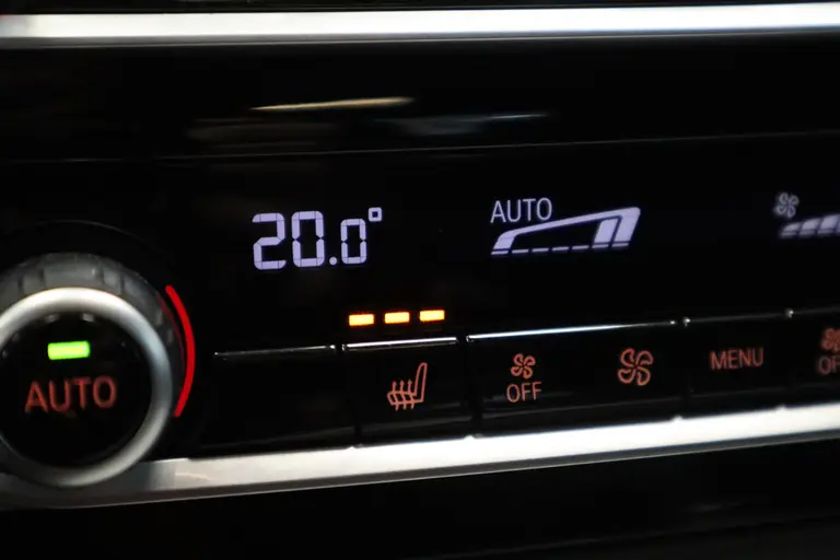 BMW 5 Serie 520i Corporate Lease High Executive Connect drive Navigatie PDC Cruise Control 18LMV Vol Leder 24 maanden garantie mogelijk (*vraag naar de voorwaarden) afbeelding 17