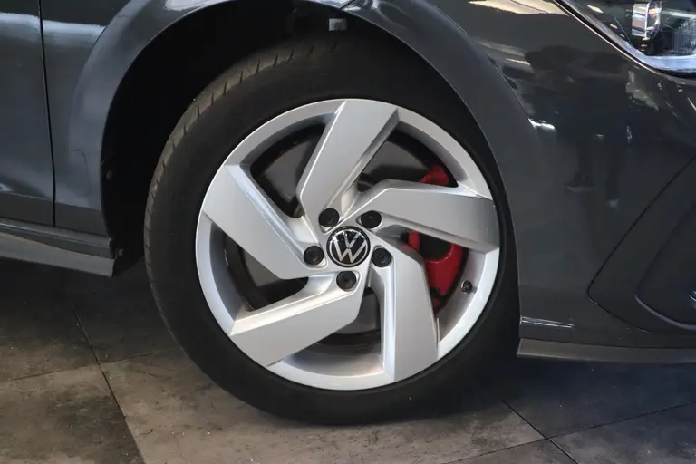 Volkswagen Golf 1.4 eHybrid GTE 5-Drs. Full-led Navigatie Sfeerverlichting afbeelding 5