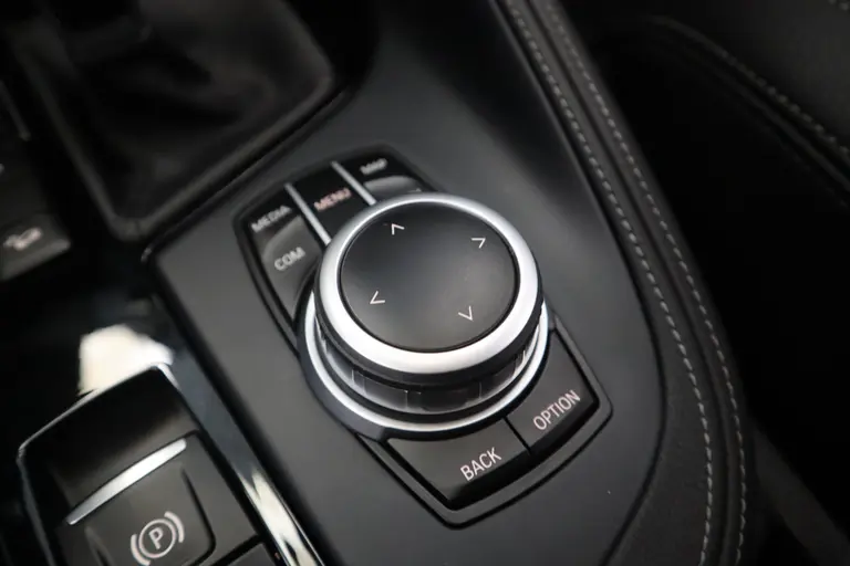 BMW X1 xDrive25i High Executive ACC PDC Head-Up Harman Kardon Schuif/Kanteldak afbeelding 14