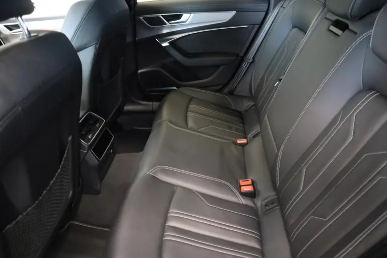 Audi A6 Limousine 55 TFSI e Quattro Pro Line S Competition 256PK Panorama Navigatie Cruise Control Volleder interieur Stoel/Stuur verwarming. * 2e Paasdag zijn wij geopend van 12:00 tot 17:00uur! * afbeelding 24