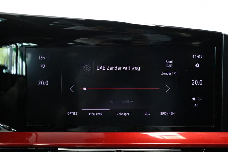 Opel Mokka 1.2 Turbo GS Line Automaat 17'LMV Navigatie, stuur verwarming, lane assist afbeelding 27