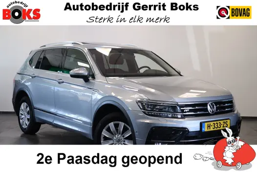 Volkswagen Tiguan Allspace 1.5 TSI Highline Business R 7-Persoons Panoramadak Navigatie Camera CruiseControl * 2e Paasdag zijn wij geopend van 12:00 tot 17:00uur! *