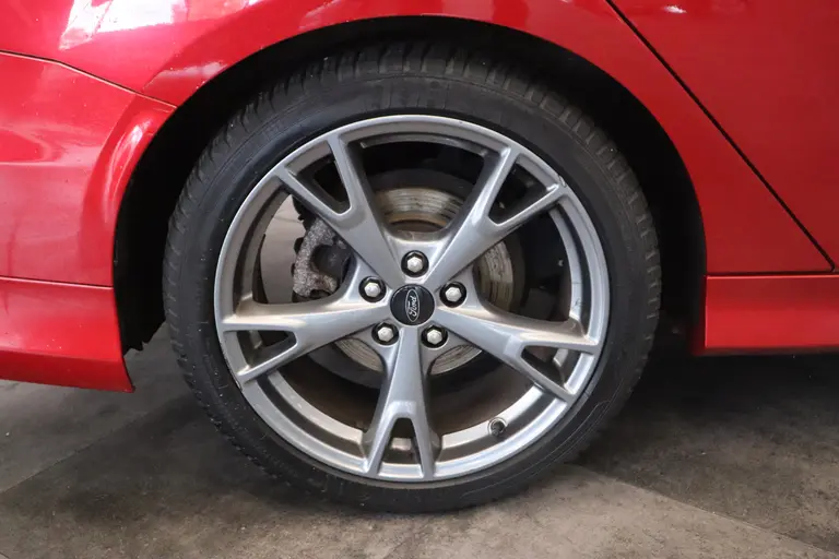 Ford FOCUS Wagon 1.5 ST-Line Navigatie CruiseControl Trekhaak NAP afbeelding 3
