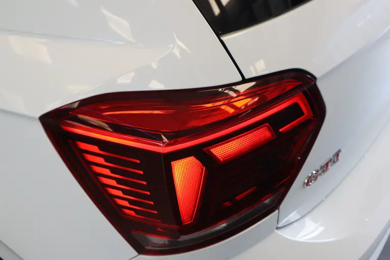 Volkswagen Polo 2.0 TSI GTI Cruise/Climate control 18''LM ACC PDC Panoramadak NL Auto * 2e Paasdag zijn wij geopend van 12:00 tot 17:00uur! * afbeelding 5