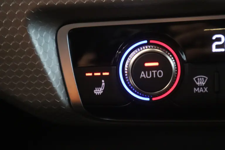 Audi A1 citycarver 30 TFSI epic ACC PDC 17''LM Navi afbeelding 13