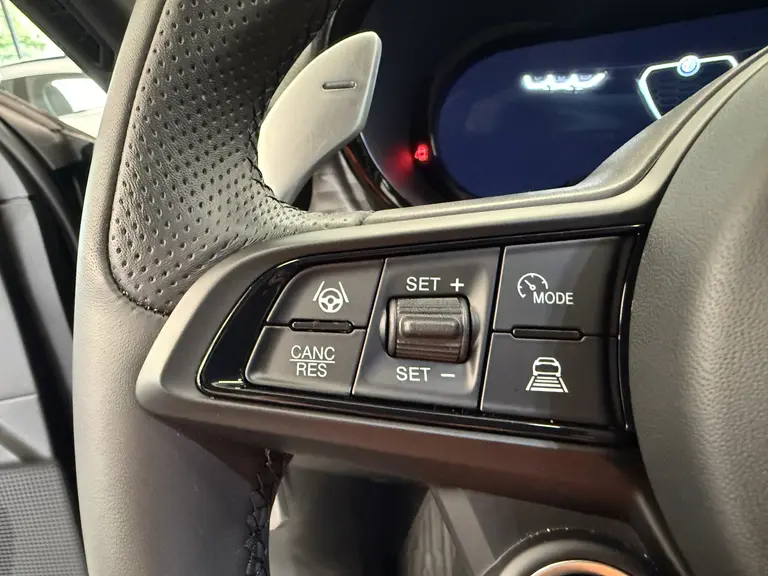 Alfa Romeo Tonale 1.5T Hybrid Veloce ACC Stoelventilatie 360 camera NAP 1e eigenaar afbeelding 12