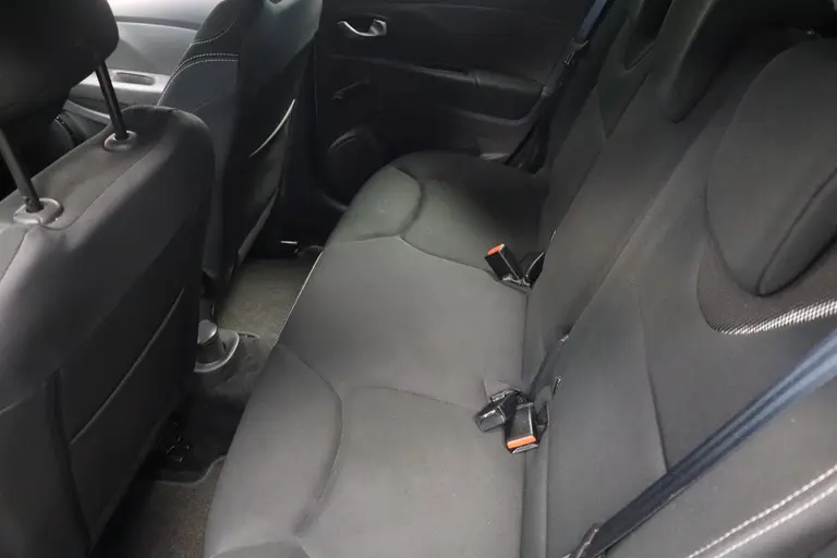 Renault Clio Estate 0.9 TCe Zen Navigatie cruise control, 16LMV Dakrails 2 Jaar garantie mogelijk* ( vraag naar de voorwaarde) afbeelding 13