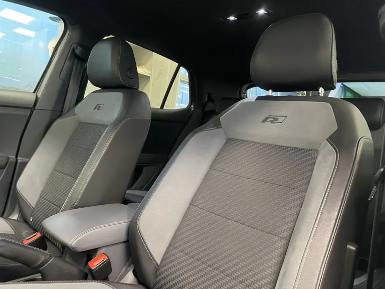 Volkswagen T-Cross 1.0 TSI Life R-line Uitv 116pk 17LMV Apple Carplay Cruise Control PDC 2 Jaar garantie mogelijk* ( vraag naar de voorwaarde) afbeelding 16