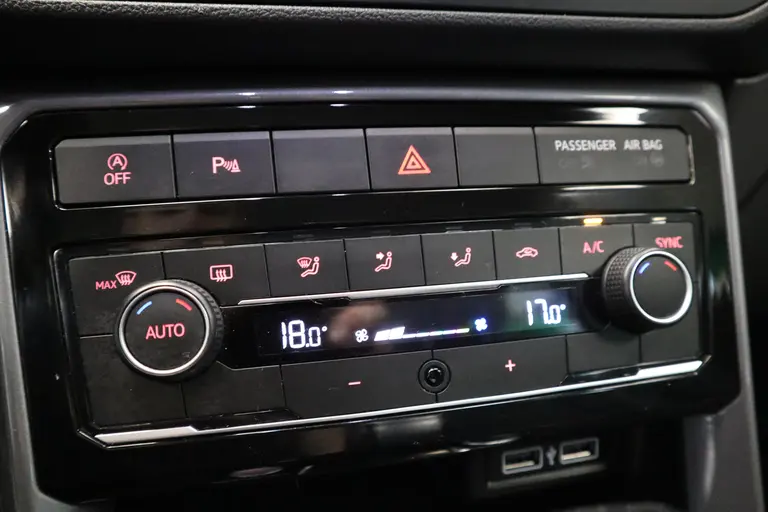 Volkswagen T-Cross 1.0 TSI Style R-line Keyless Go/Start DSG LED 116pk afbeelding 15
