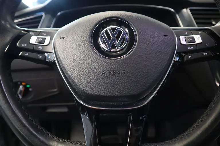 Volkswagen Tiguan Allspace 1.5 TSI Highline Business R 7-Persoons Panoramadak Navigatie Camera CruiseControl * 2e Paasdag zijn wij geopend van 12:00 tot 17:00uur! * afbeelding 12