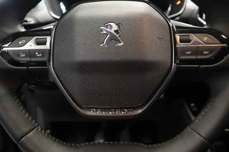 Peugeot 208 1.2 PureTech Blue Lease Allure 5-Drs. Navigatie CruiseControl Full-led afbeelding 10
