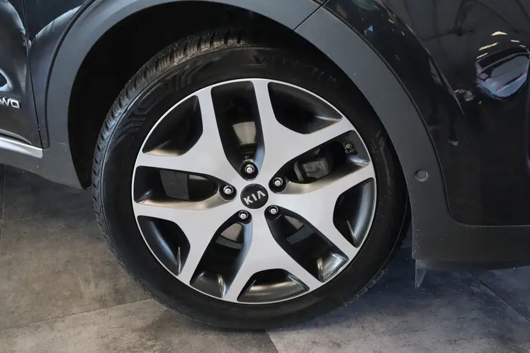 Kia Sportage 1.6 T-GDI 4WD GT-Line PlusLine Navigatie Volleder Cruise Control 19LMV Flipper stuurbediening afbeelding 5