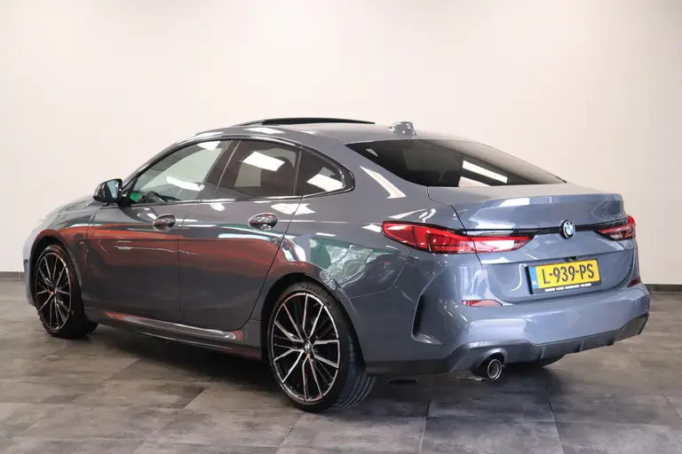 BMW 2 Serie Gran Coupé 218i Business Edition M-Sport Cruise/Climate 19''LM schuif/kanteldak/Navi/PDC afbeelding 2