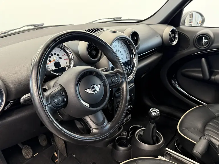 MINI Countryman 1.6 Cooper Chili 17'lmv Airco CruiseControl Two-Tone afbeelding 6
