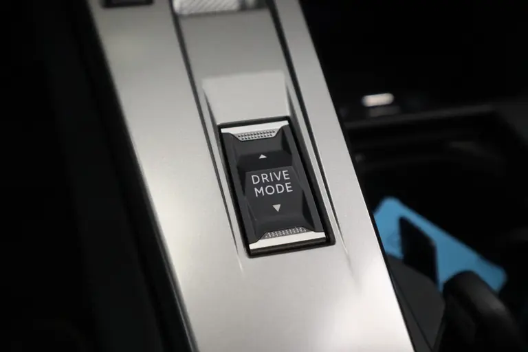 Peugeot 308 SW 1.6 Plug-in Hybrid 180 Allure Navigatie 17LMV PDC VCP Cruise Control Stoel/ Stuur Verwarming afbeelding 20