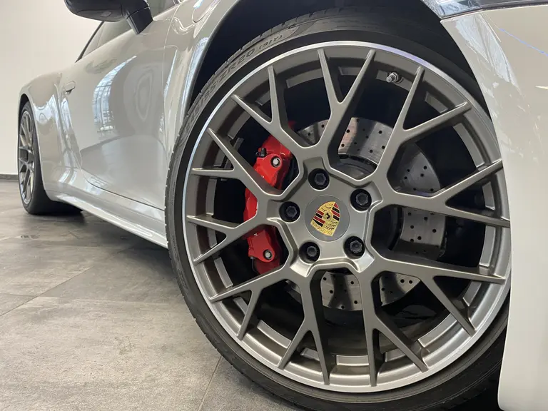 Porsche 911 3.0 Carrera 4 S Sport chrono Bose Dealer onderhouden Kreide Grau Panoramadak ACC 450PK! * 2e Paasdag zijn wij geopend van 12:00 tot 17:00uur! * afbeelding 11