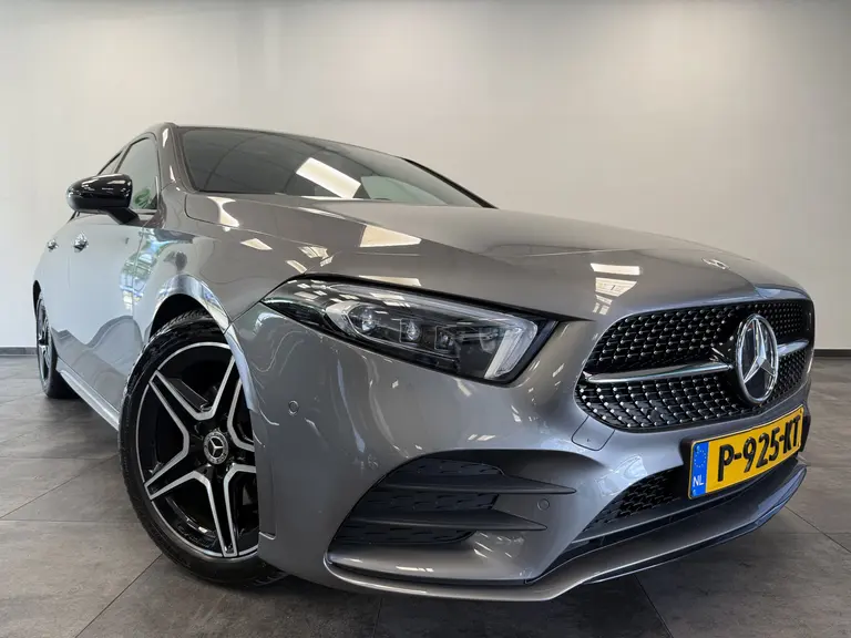 Mercedes-Benz A-Klasse 180 Business Solution AMG Cruise/CLimate panoramadak PDC Multibeam LED 24 maanden garantie mogelijk (*vraag naar de voorwaarden) afbeelding 4