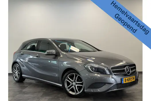 Mercedes-Benz A-Klasse 180 Edition Navigatie 4U3 Navigatie CruiseControl * Hemelvaartsdag geopend van 12:00 tot 17:00u *