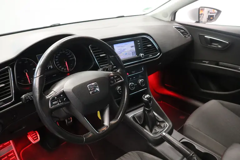 SEAT Leon 1.2 TSI Style 5-Drs. Navigatie CruiseControl afbeelding 5