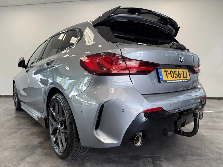 BMW 1-serie 120i Cruise/Climate Panoramadak NAP 18''LM Performance 24 maanden garantie mogelijk (*vraag naar de voorwaarden) afbeelding 6