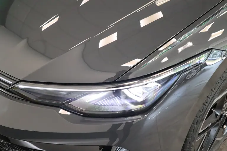 Volkswagen Golf 1.5 eTSI R-Line Edition ! Nieuw Type ! Panoramadak Full-led Navigatie Adaptive-Cruise afbeelding 5