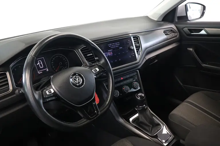 Volkswagen T-Roc 1.5 TSI Style 150pk Panoramadak Full-Led Navigatie 18'lmv afbeelding 10