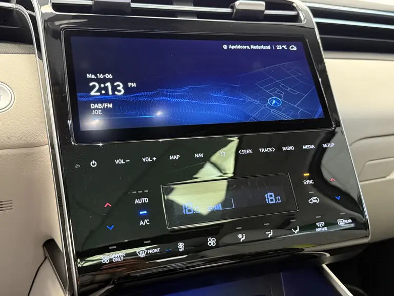Hyundai Tucson 1.6 T-GDI PHEV Premium Sky 4WD Panoramadak Navigatie Full-led 24 maanden garantie mogelijk (*vraag naar de voorwaarden) afbeelding 21