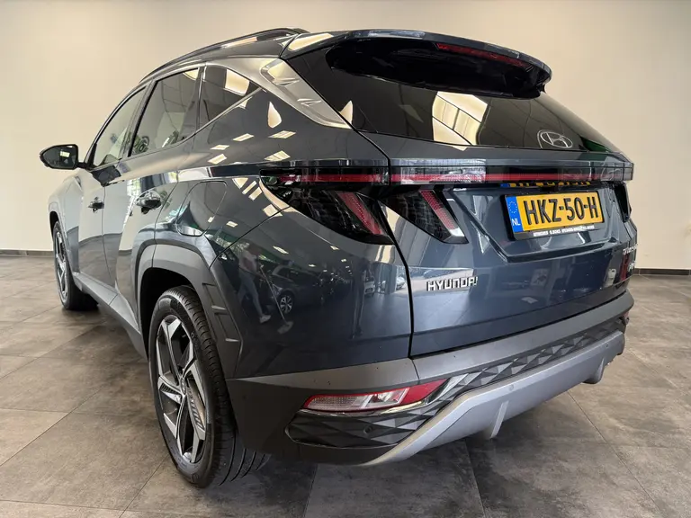 Hyundai Tucson 1.6 T-GDI PHEV Premium Sky 4WD Panoramadak Navigatie Full-led 24 maanden garantie mogelijk (*vraag naar de voorwaarden) afbeelding 4