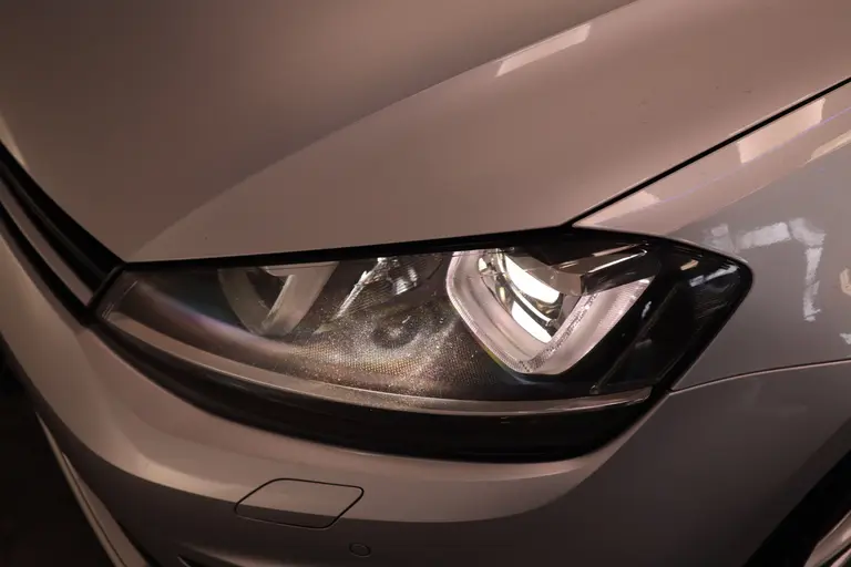 Volkswagen Golf 1.4 TSI ACT Highline R-line CruiseControl 18'lmv Bi-Xenon afbeelding 6