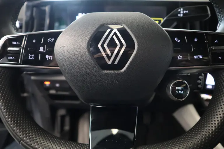 Renault Espace E-Tech full hybrid 200 iconic 7p. Head-up Panoramadak full-leder Harman/kardon Trekhaak Dash Cam afbeelding 13