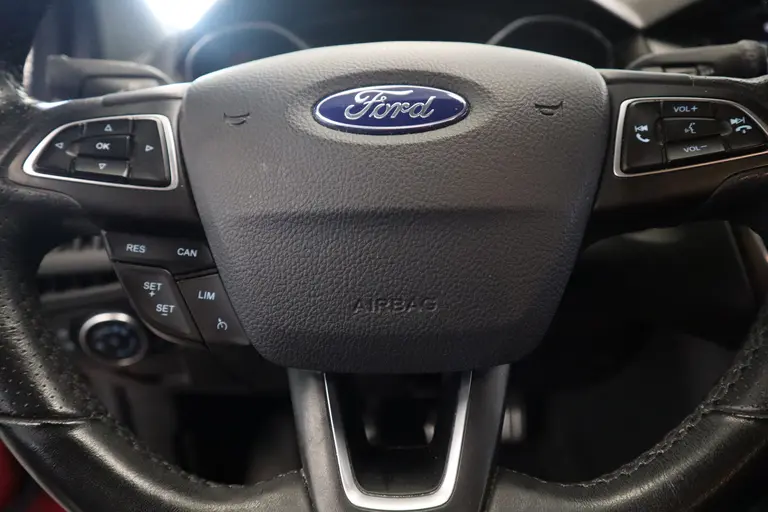 Ford FOCUS Wagon 1.5 ST-Line Navigatie CruiseControl Trekhaak NAP afbeelding 7