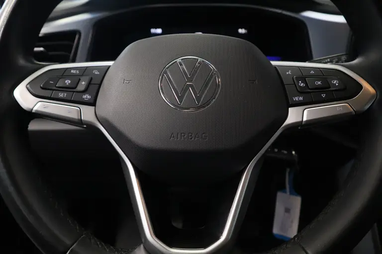 Volkswagen T-Roc 1.5 TSI Life Business Navigatie PDC 16LMV Cruise Control PDC VCP Stoelverwarming afbeelding 8