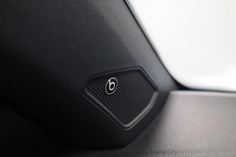 Volkswagen T-Roc Cabrio 1.5 TSI R-Line Leder VCP Dynaudio Full-led afbeelding 22